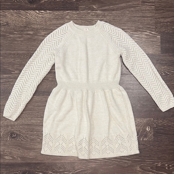 Girls long sleeve sweater dress in a creamy white color with sparkly detail - Picture 1 of 4